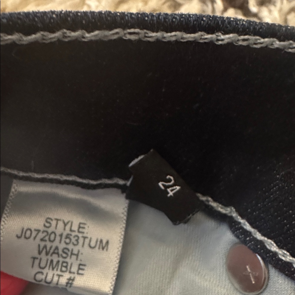 Veronica Beard Beverly Flare Jeans - Picture 4 of 9